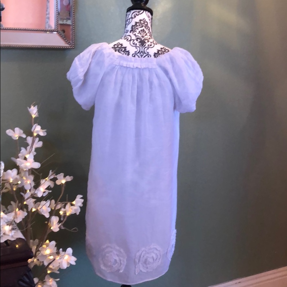 White dress - Picture 4 of 6
